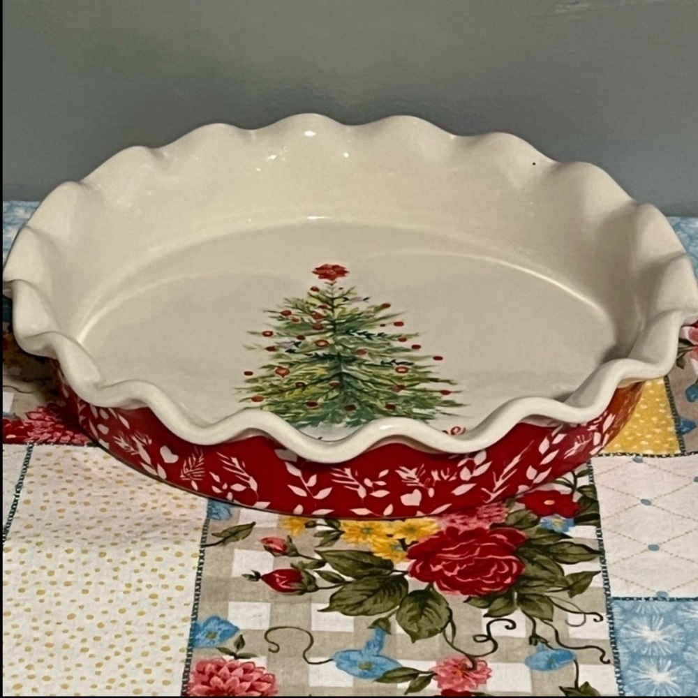 Last One! 💗 NWOT The Pioneer Woman Christmas Holiday Cheer Pie Pan